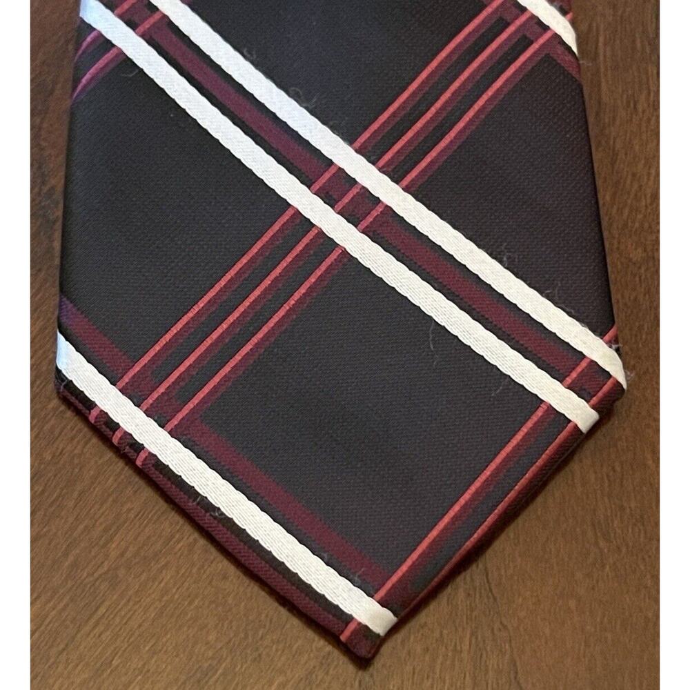 Wilke Rodriguez 100% Polyester Men’s Neck Tie Made In China